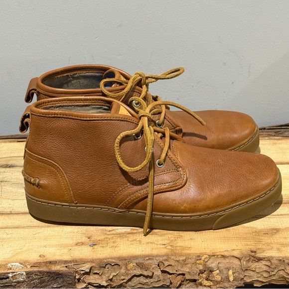 GH Bass Mens Chukka Boots Brown Shoes 11 A48